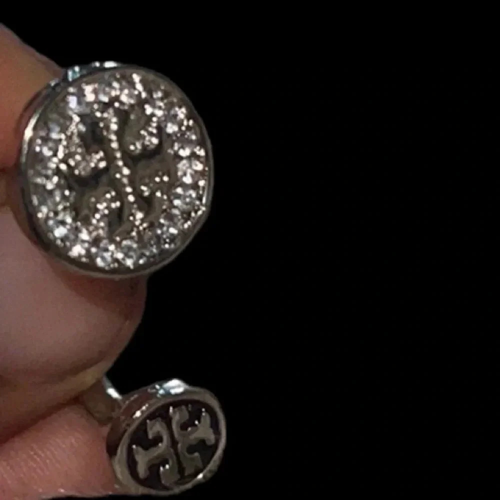 Fashion Tory silver tone open cuff ring  Sz 8 - Picture 8 of 8